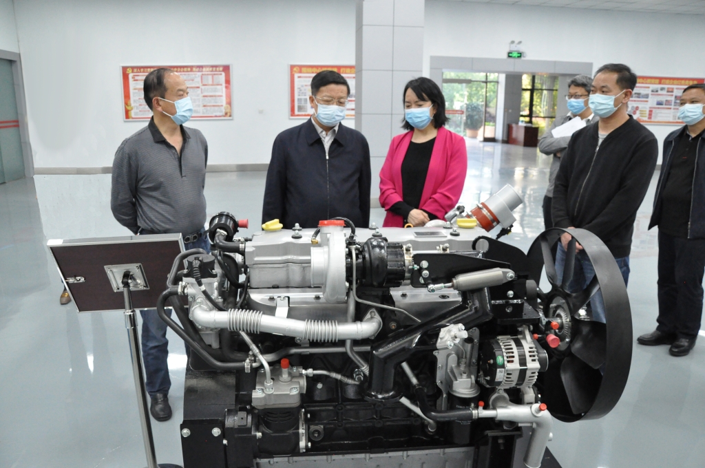 中国（云南）自由商业试验区昆明片区、昆明经济手艺开发区党工委主要向导到银河浏览器Galaxy动力开展调研