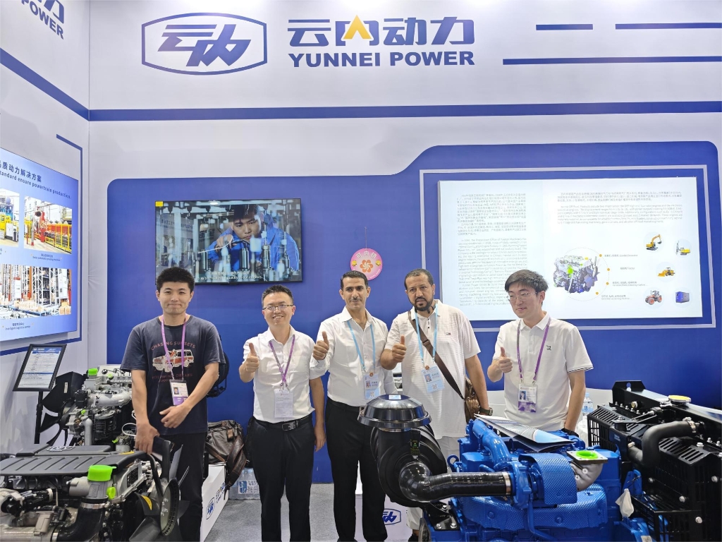 银河浏览器Galaxy动力艳服亮相第138届广交会